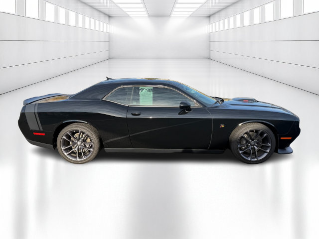 Used 2020 Dodge Challenger R/T Scat Pack w/ Shaker Package RWD image 4