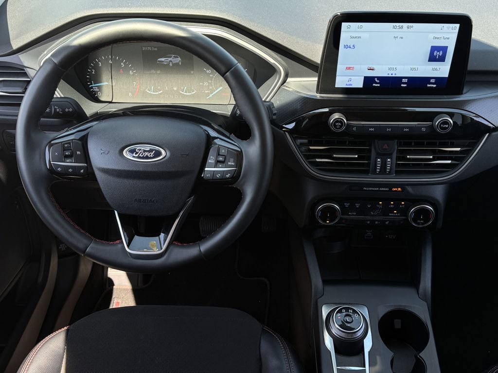 Used 2022 Ford Escape SEL w/ SEL Stealth AWD Package image 13