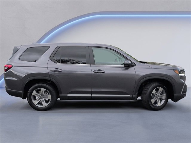 New 2025 Honda Pilot EX-L image 3