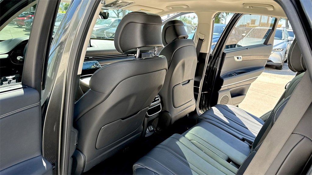 Used 2024 Genesis GV80 3.5T image 35
