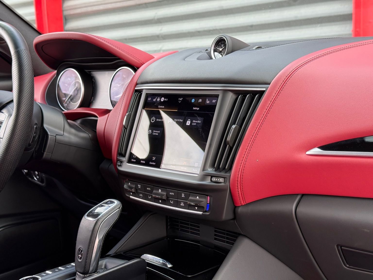 Used 2023 Maserati Levante GT image 16