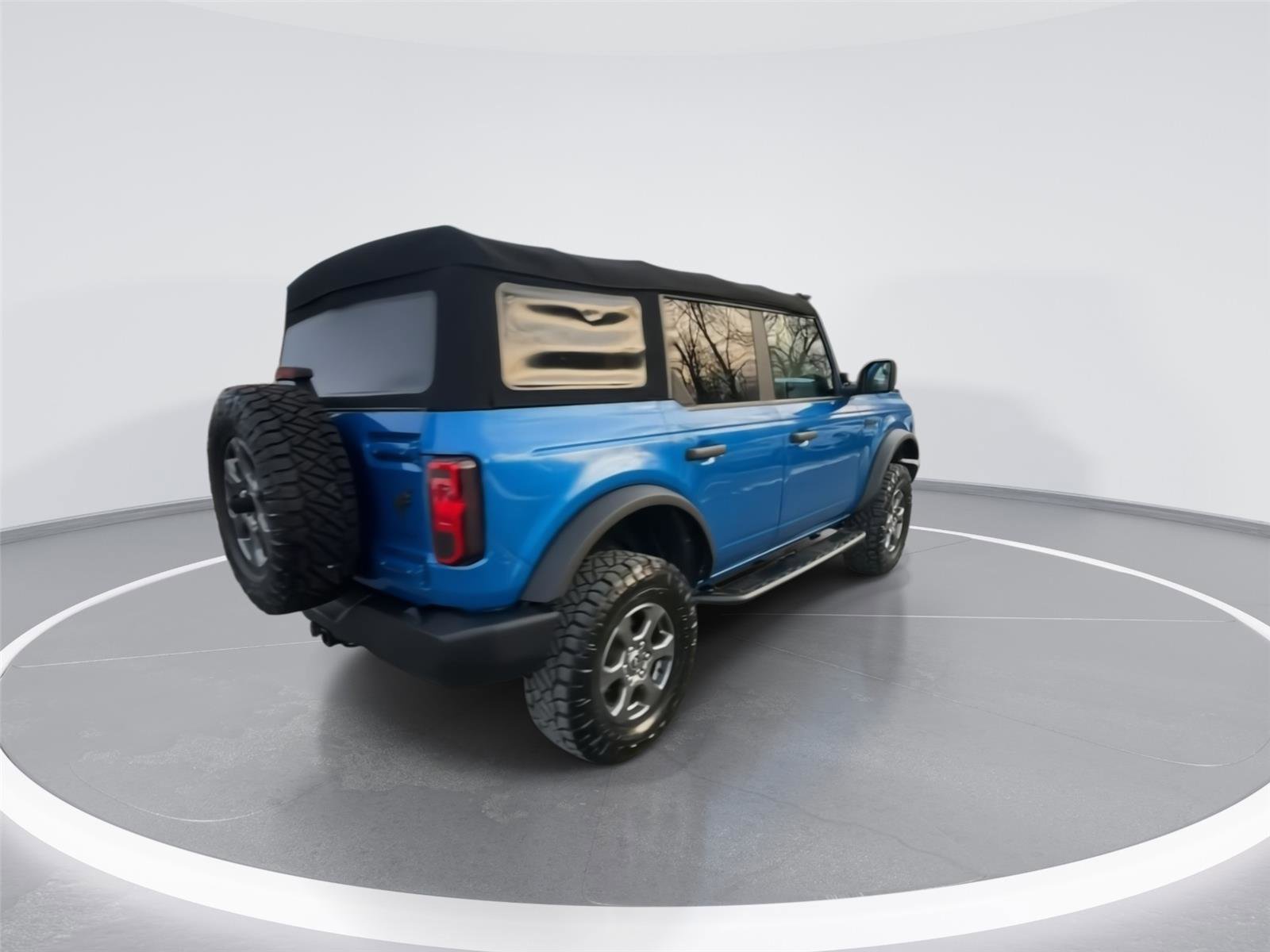 Used 2022 Ford Bronco Big Bend image 8