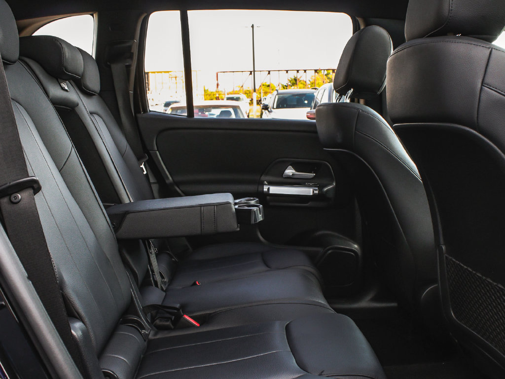 Used 2022 Mercedes-Benz GLB 250 4MATIC image 39