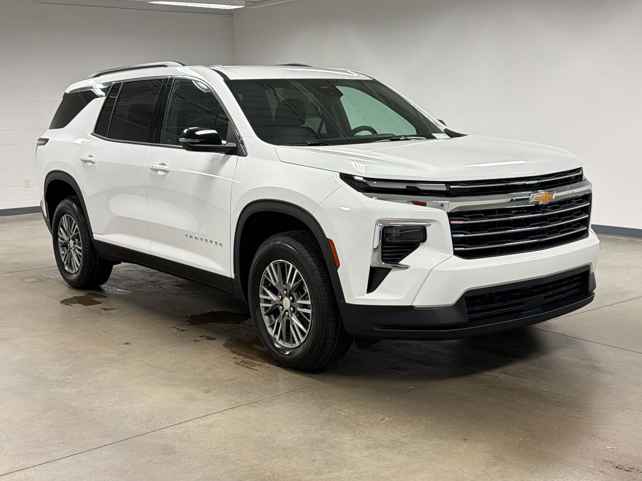 New 2026 Chevrolet Traverse LT image 5