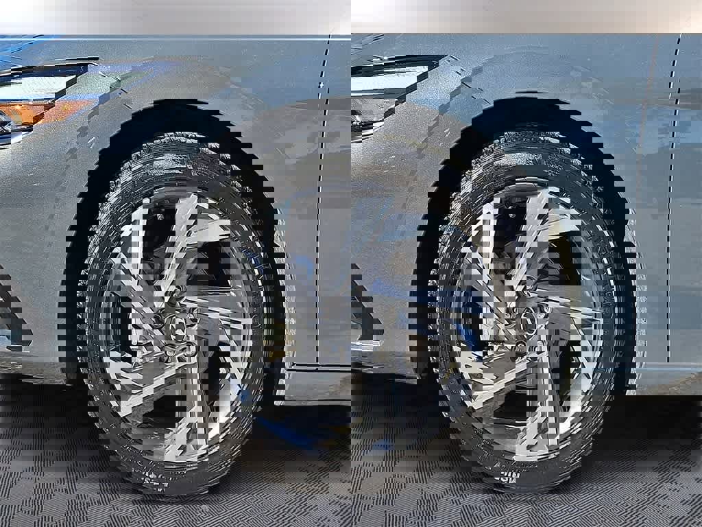 Certified 2024 Hyundai Elantra SEL w/ Convenience Package image 8