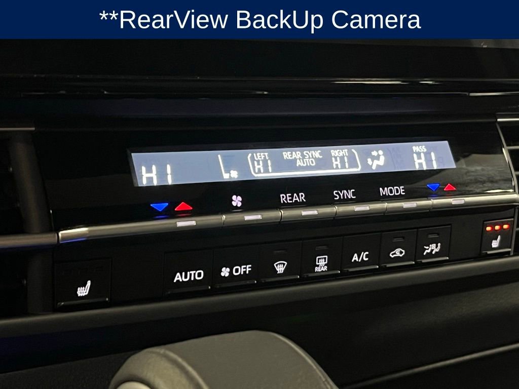 Used 2025 Toyota Sienna XSE image 10