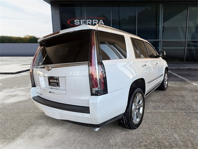 Used 2019 Cadillac Escalade Premium Luxury image 4