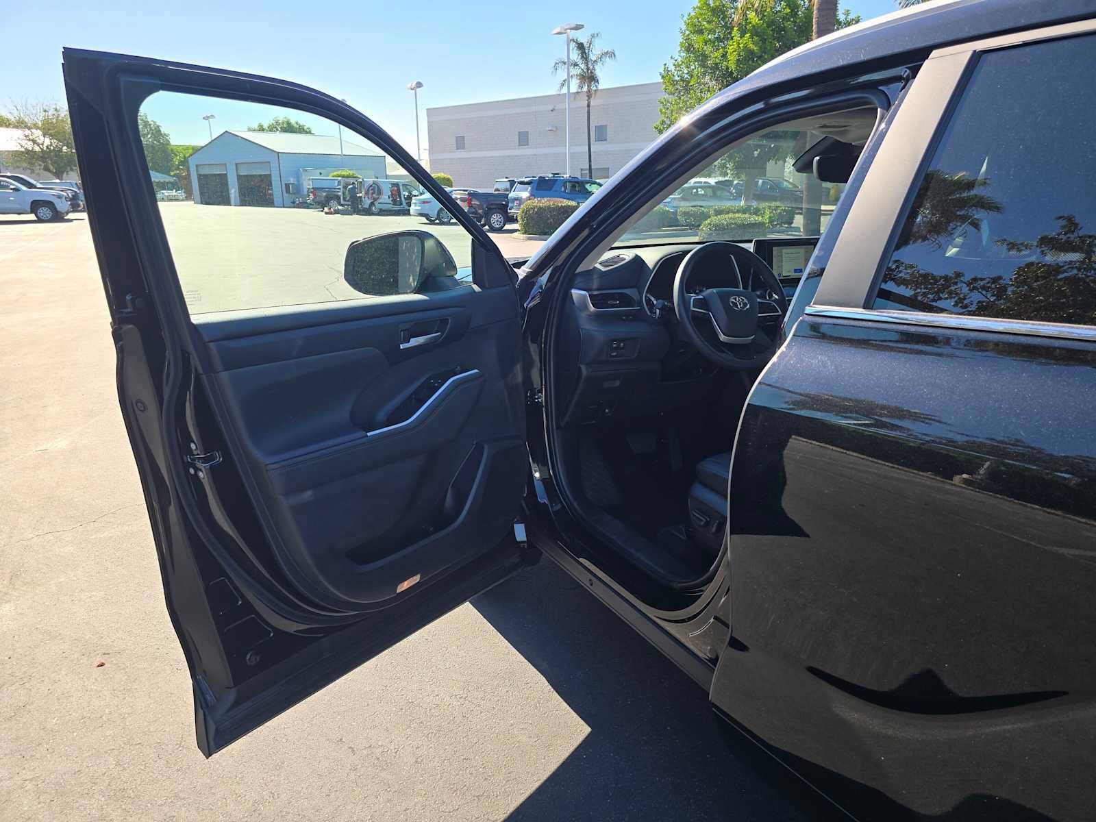 Certified 2026 Toyota Highlander XLE AWD/4WD image 22