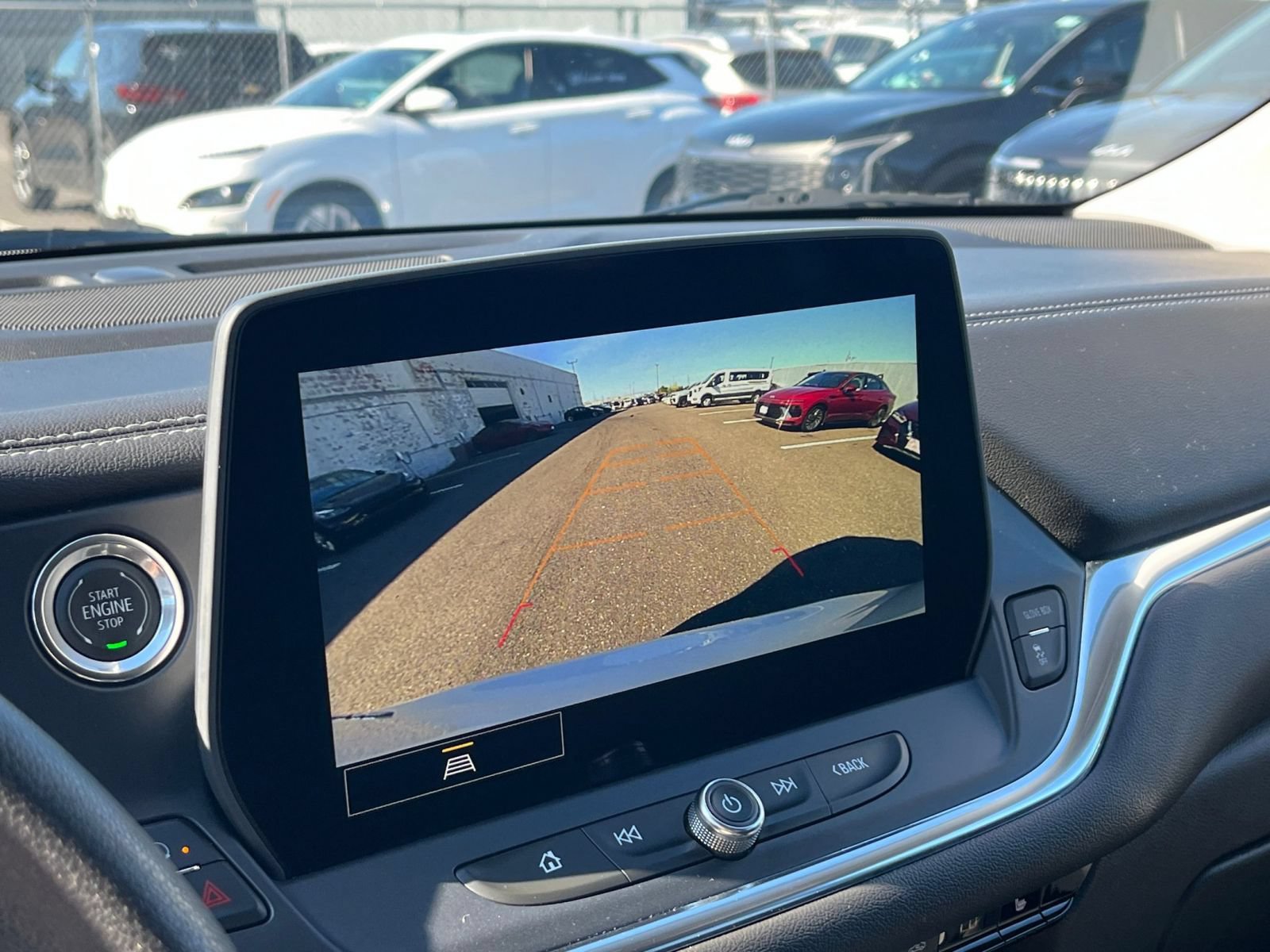 Used 2025 Chevrolet Blazer LT FWD image 24