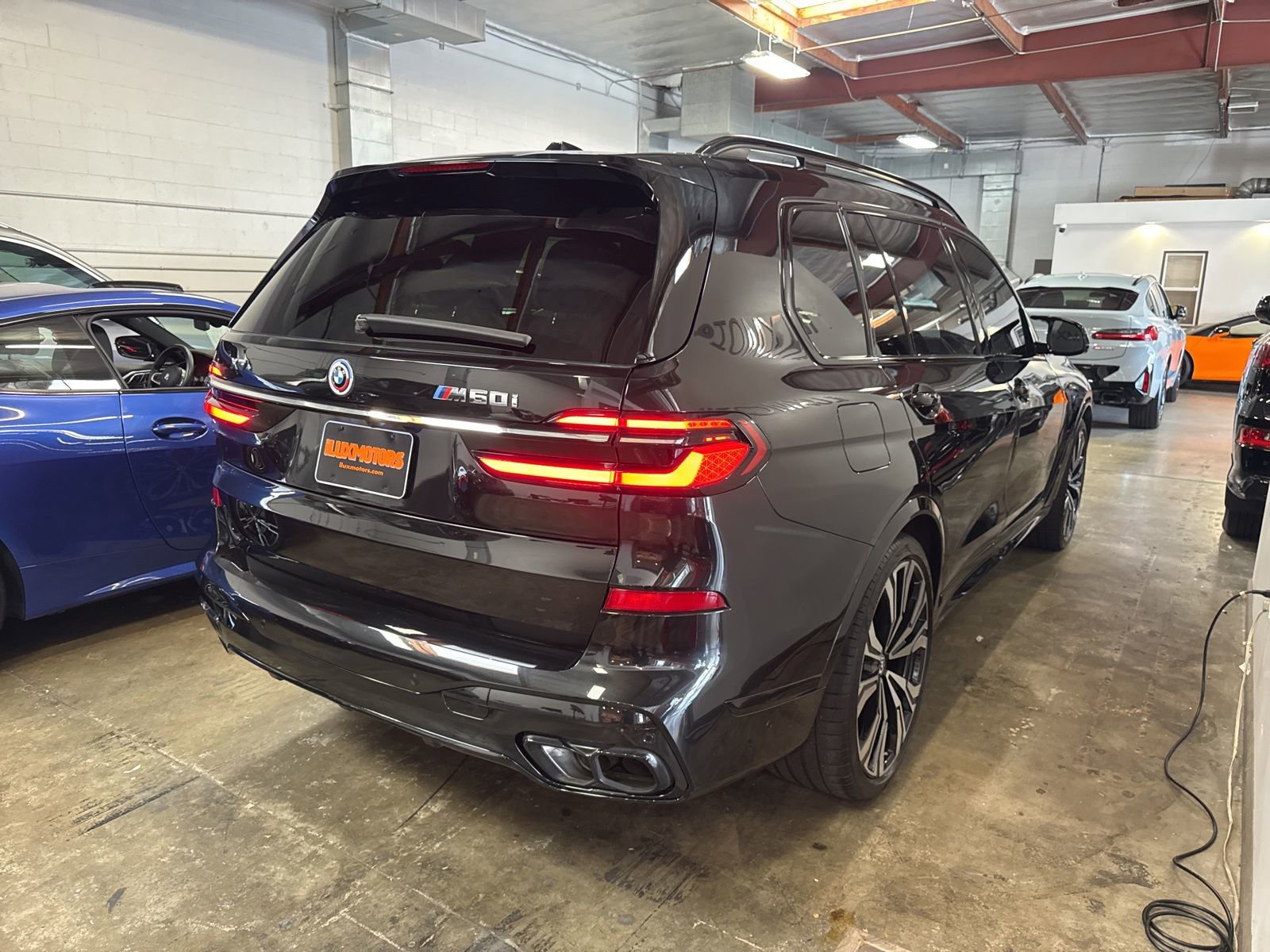 Used 2023 BMW X7 M60i w/ Executive Package image 14
