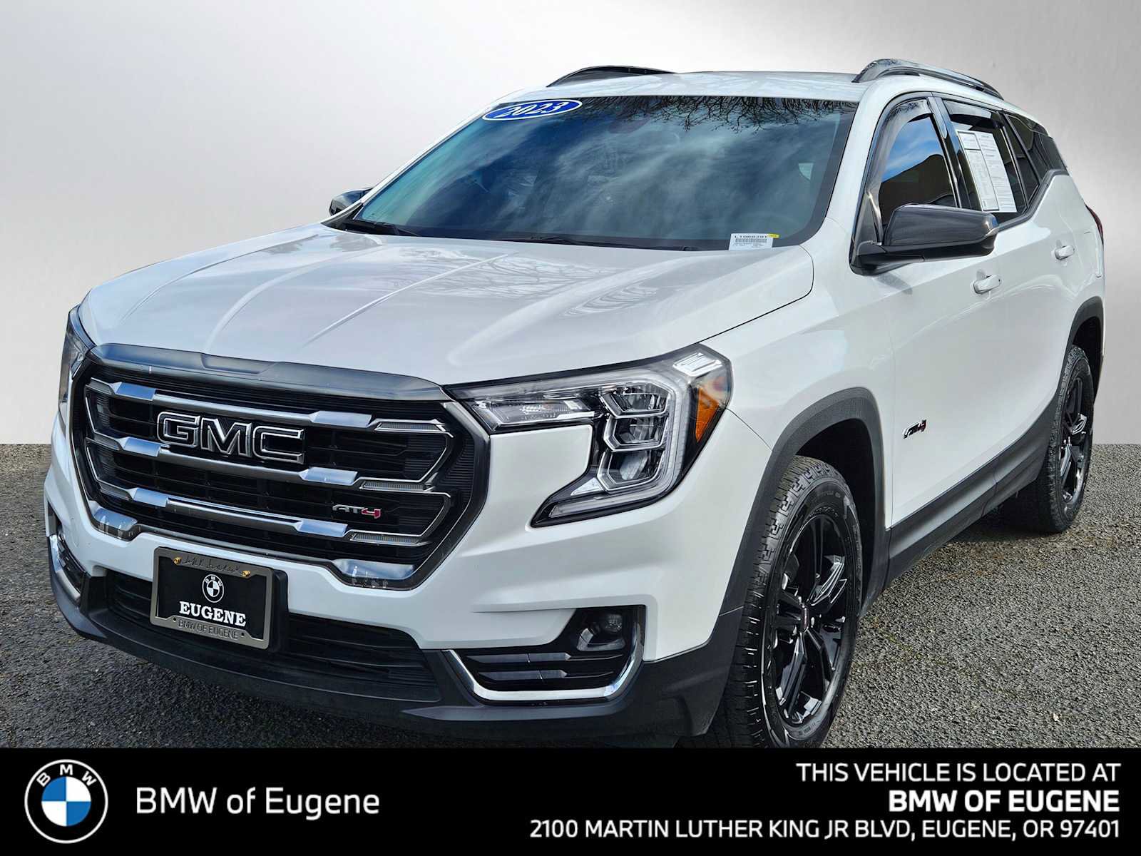 Used 2023 GMC Terrain AT4 image 7