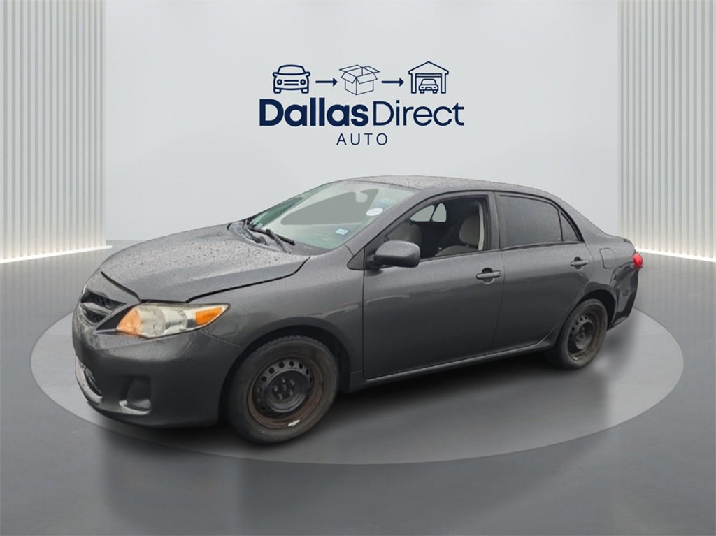 Used 2011 Toyota Corolla LE image 2