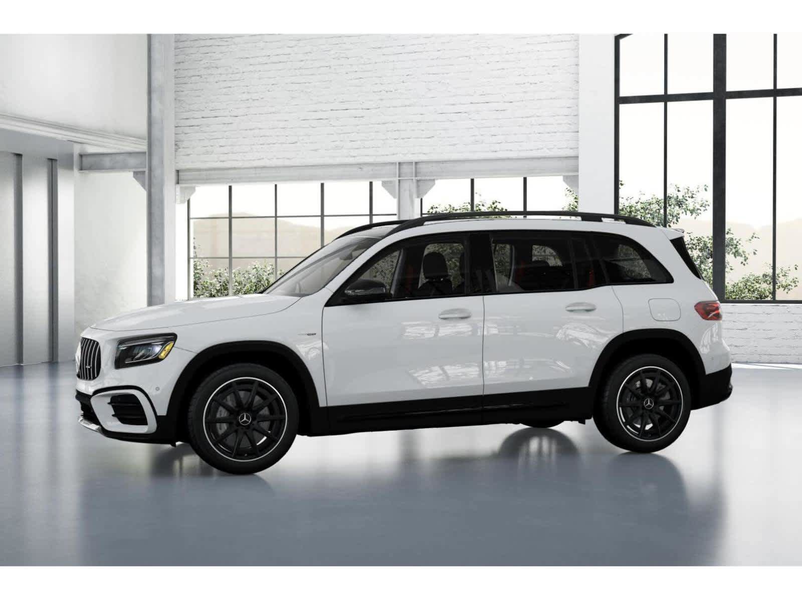 Used 2026 Mercedes-Benz GLB 35 AMG 4MATIC image 35