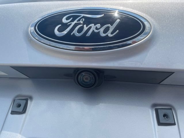 Used 2018 Ford Escape Titanium w/ Ford Safe & Smart Package AWD/4WD image 10