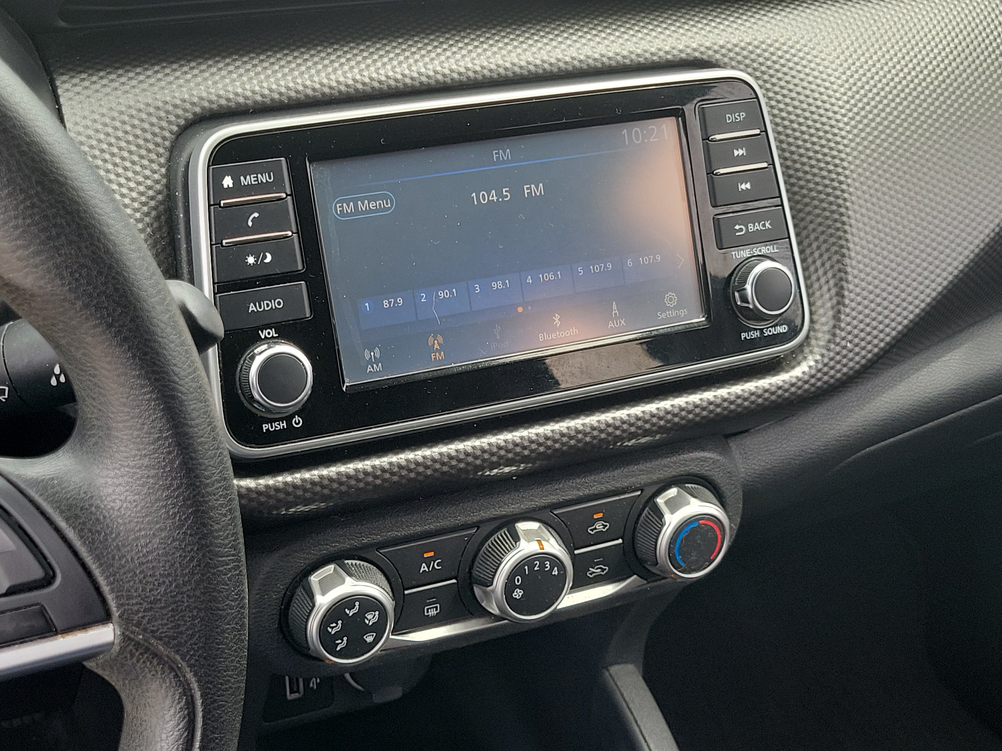 Used 2020 Nissan Kicks S FWD image 14