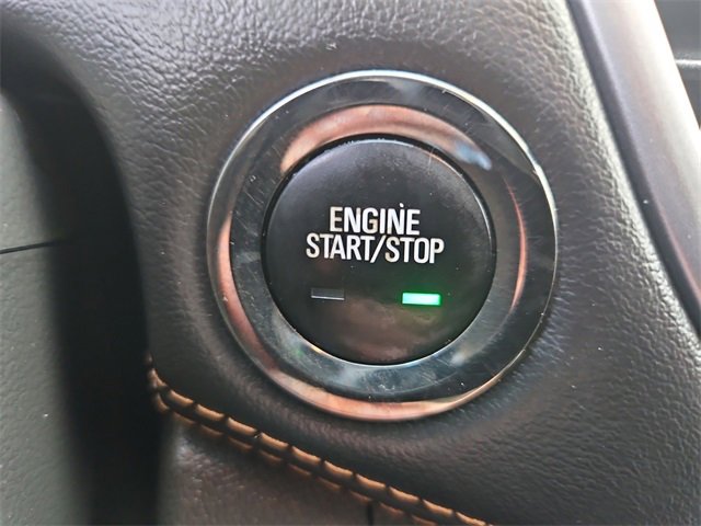 Used 2020 Chevrolet Trax LT w/ LT Convenience Package image 17