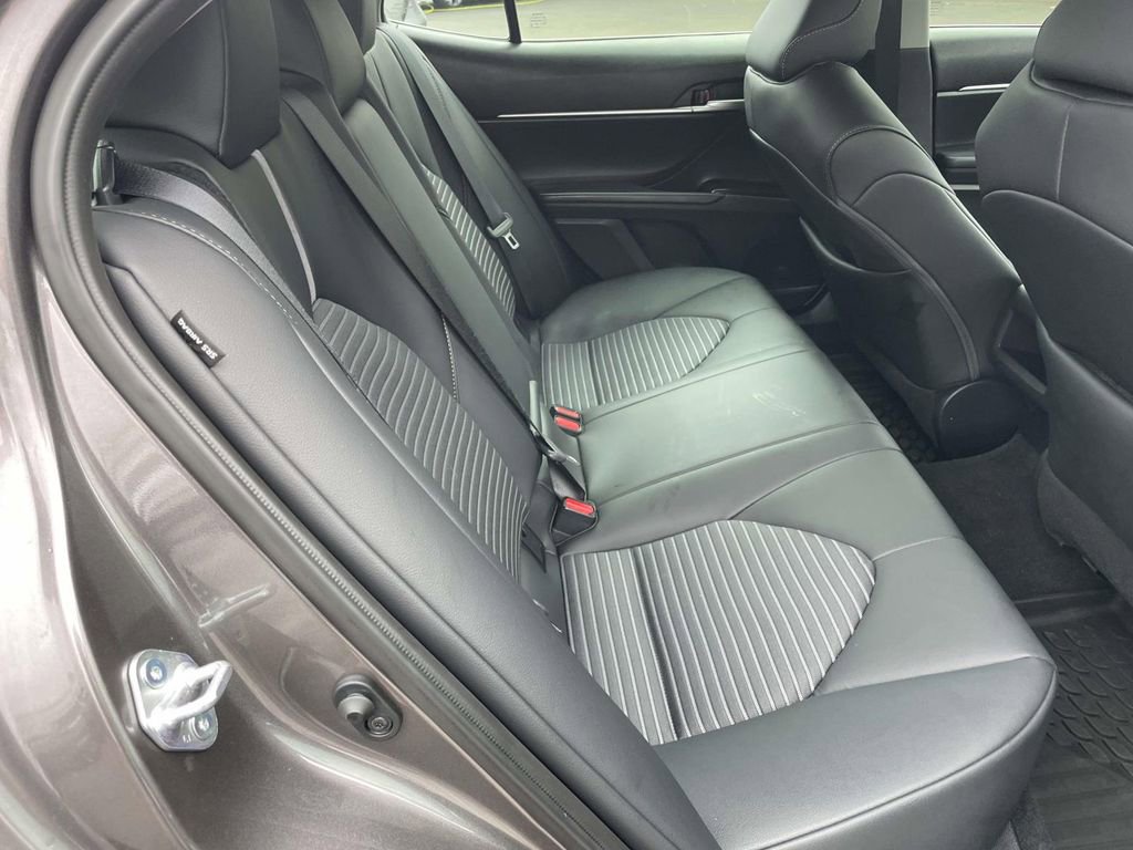 Used 2024 Toyota Camry SE image 44