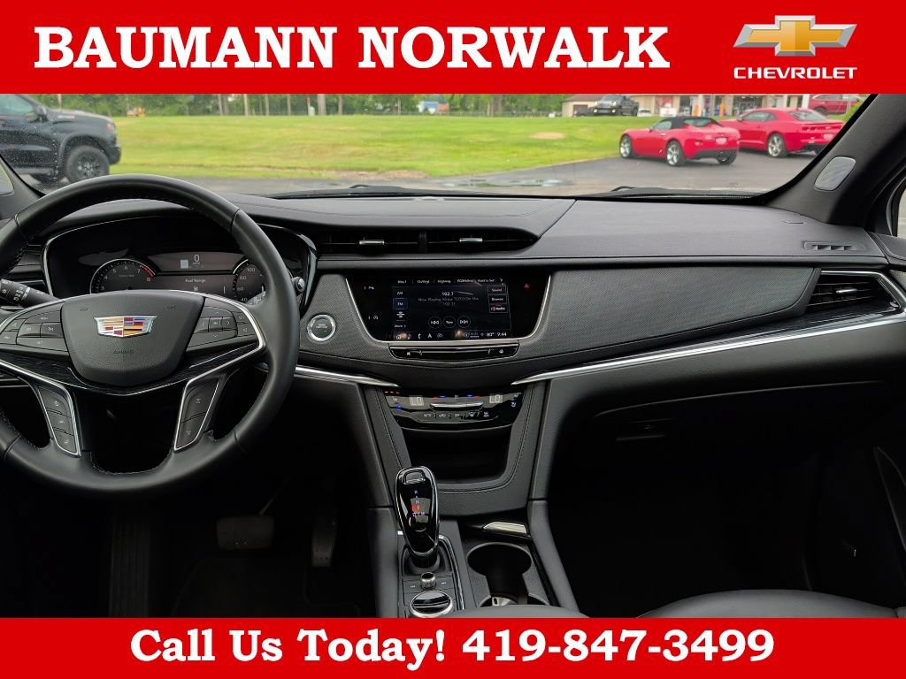Used 2025 Cadillac XT5 Premium Luxury AWD/4WD image 25