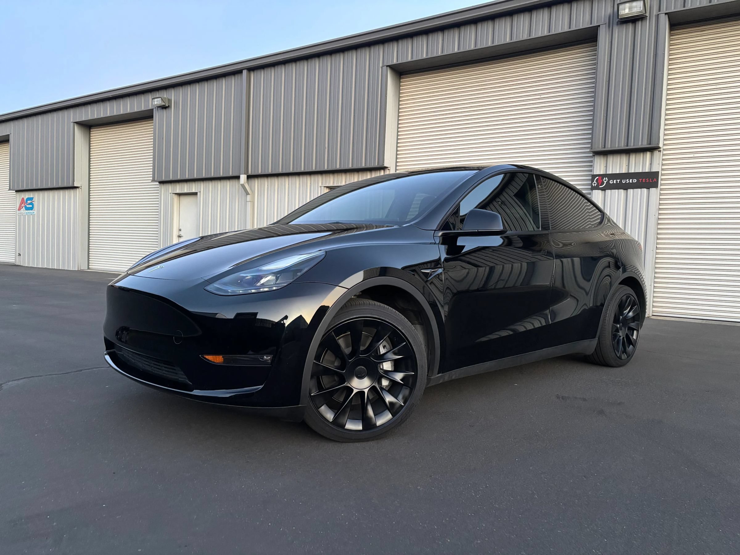 Used 2023 Tesla Model Y Long Range AWD/4WD image 5
