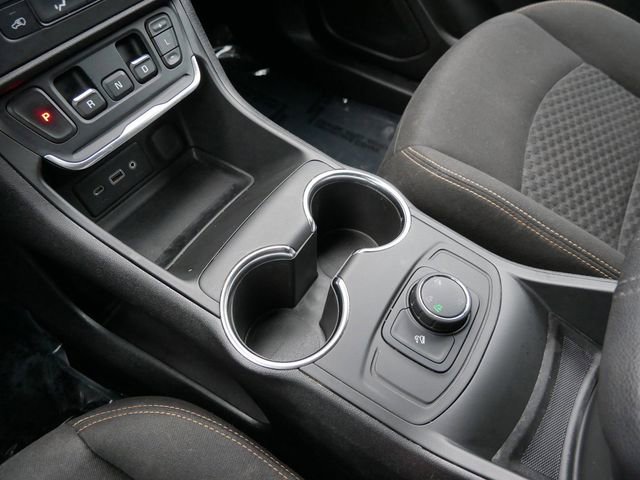 Used 2018 GMC Terrain SLE image 22