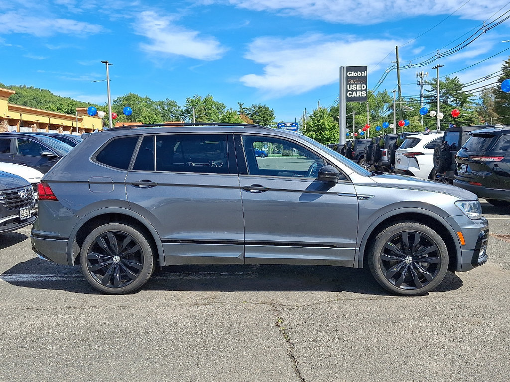 Used 2021 Volkswagen Tiguan SE R-Line AWD/4WD image 8