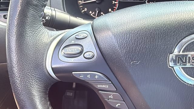 Used 2019 Nissan Pathfinder Platinum FWD image 16
