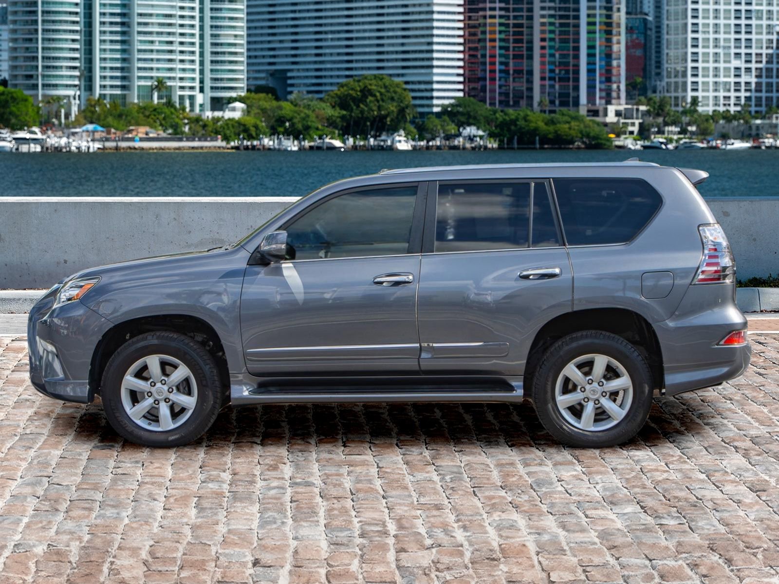 Used 2017 Lexus GX 460 460 w/ Navigation Package image 8