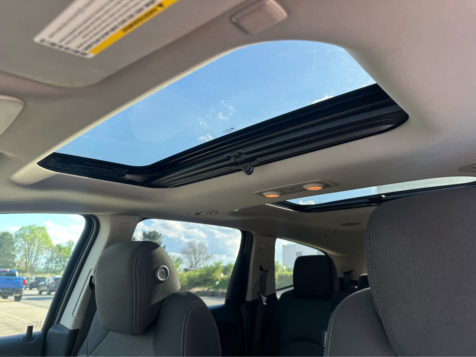 Used 2016 Chevrolet Traverse LT w/ Style and Technology Package AWD/4WD image 11