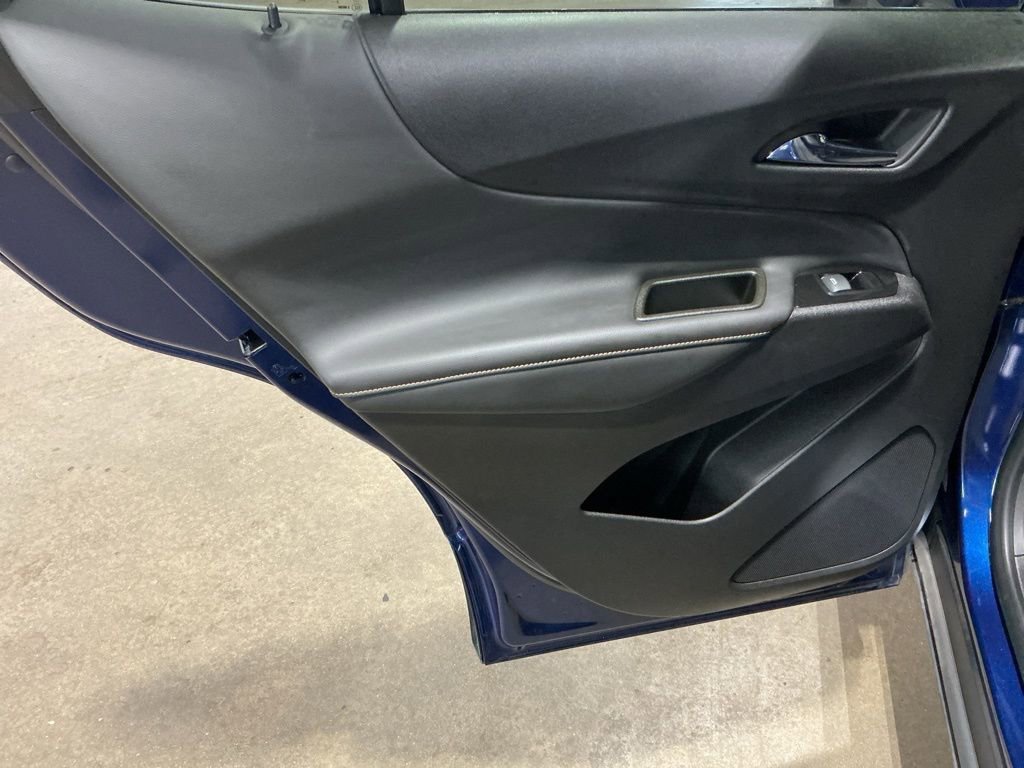 Used 2023 Chevrolet Equinox Premier image 23