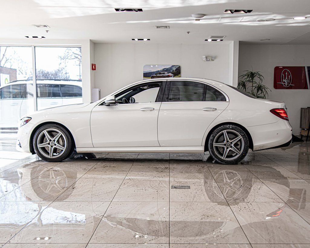 Used 2018 Mercedes-Benz E 400 4MATIC Sedan image 6