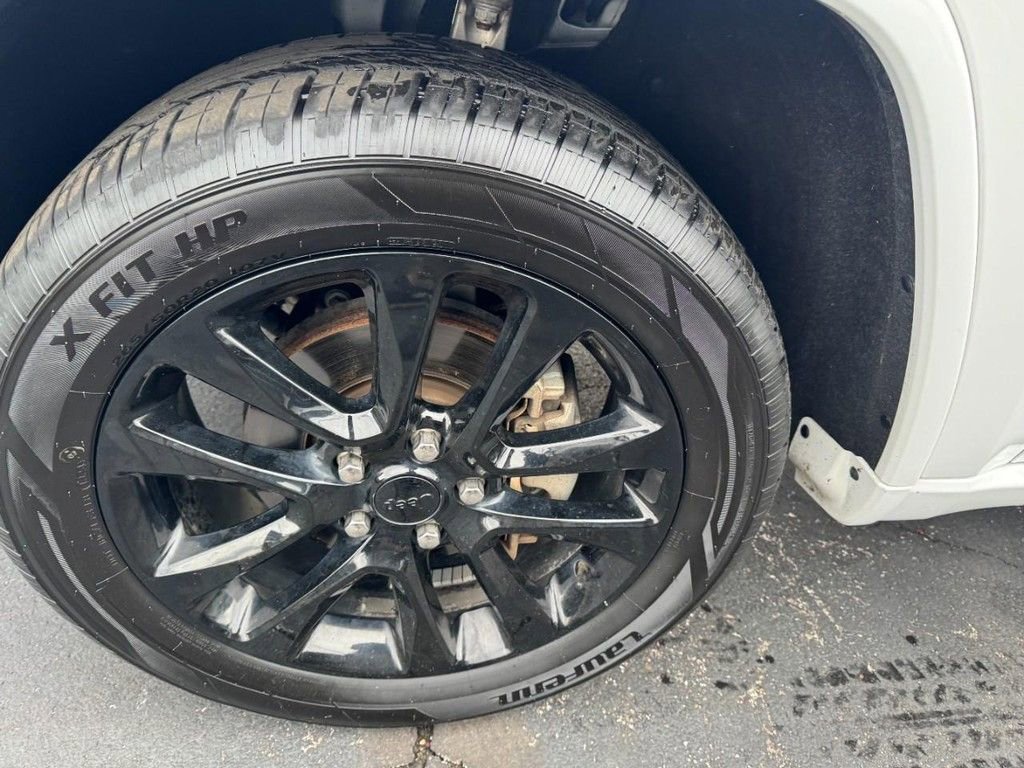 Used 2020 Jeep Grand Cherokee Altitude image 7