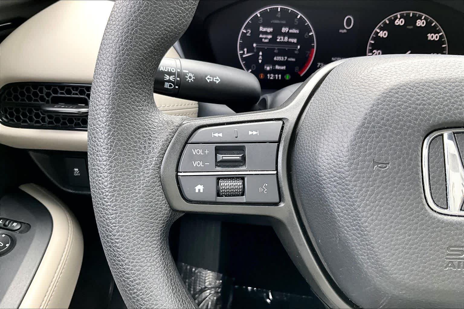 Used 2026 Honda HR-V LX image 23