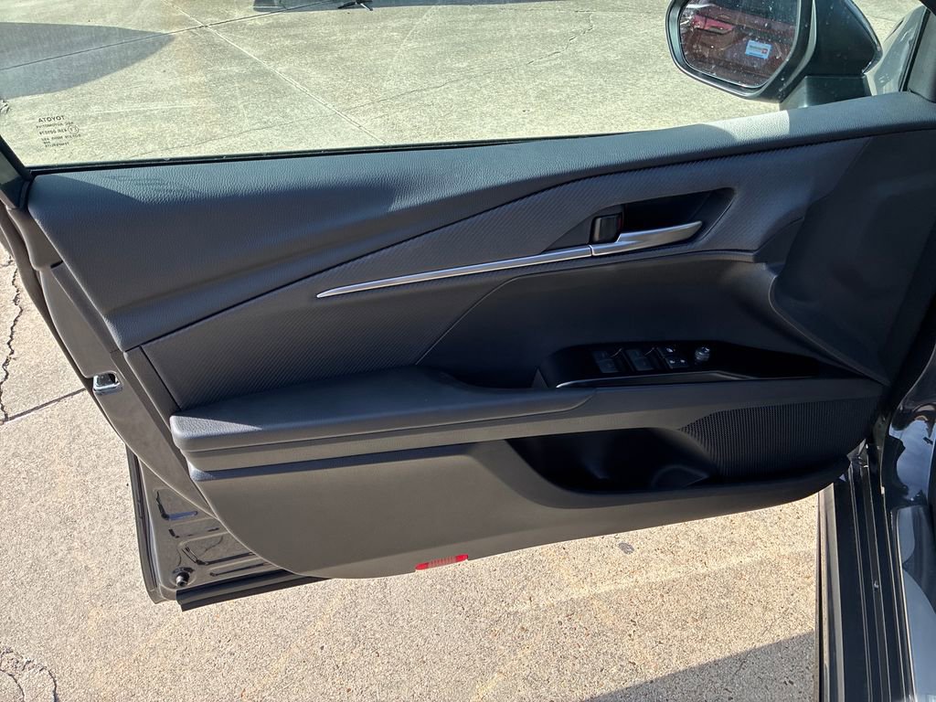 New 2026 Toyota Camry SE image 12