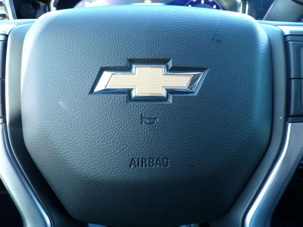 Used 2024 Chevrolet Silverado 1500 LT w/ Safety Package AWD/4WD image 24