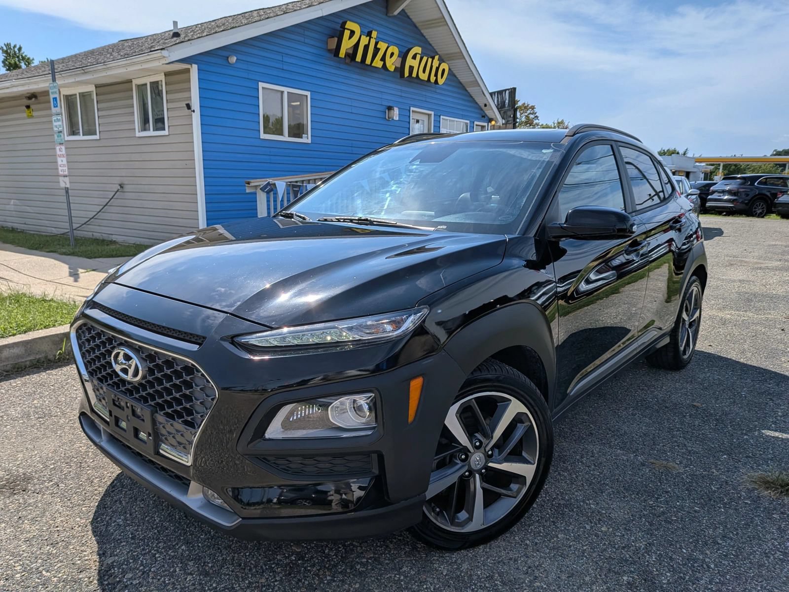 Used 2021 Hyundai Kona Limited AWD/4WD image 2