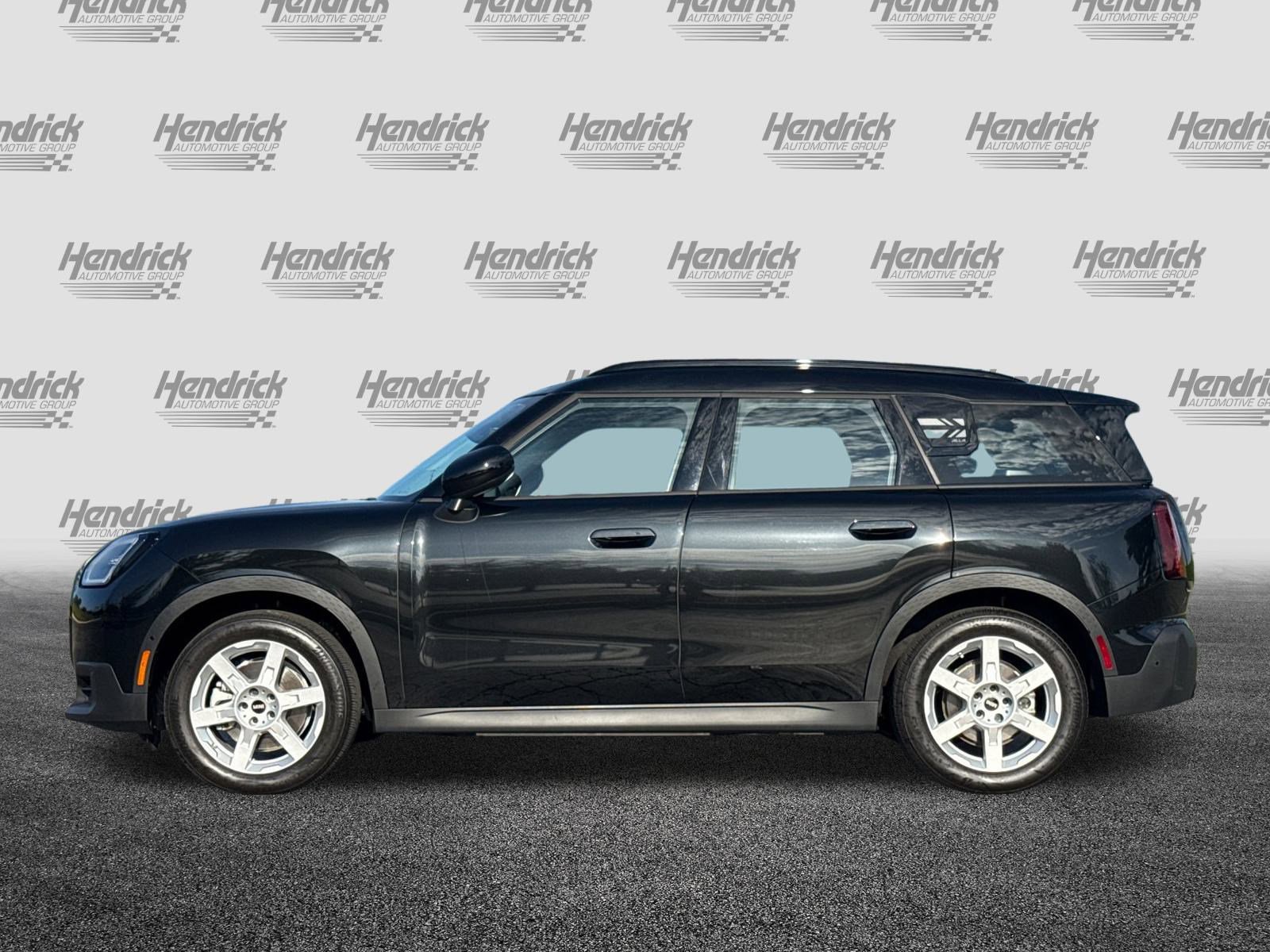 Used 2025 MINI Cooper Countryman SE image 8