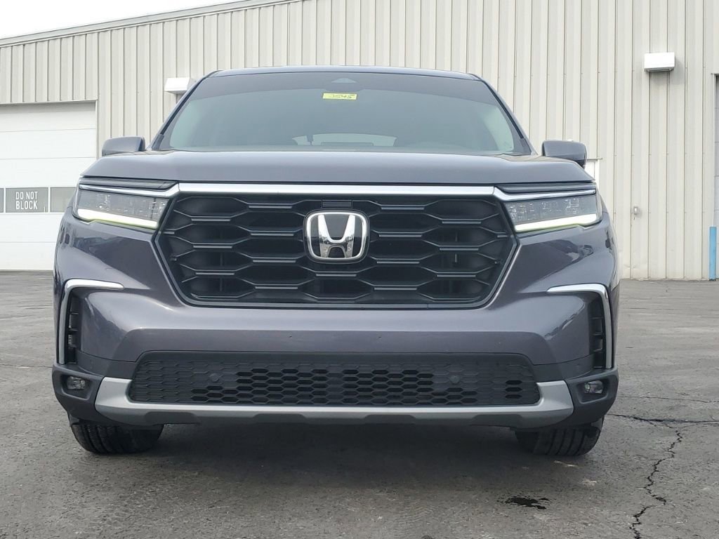 Certified 2025 Honda Pilot EX-L image 2