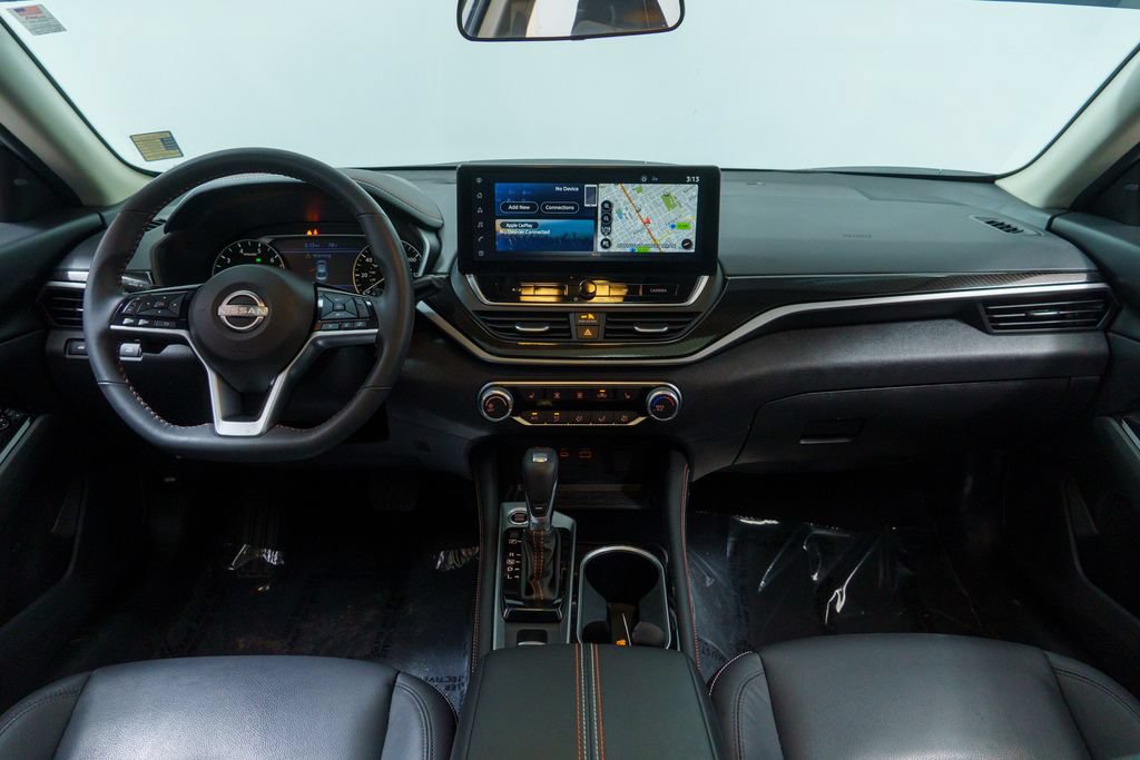 Used 2024 Nissan Altima 2.5 SR w/ SR Premium Package AWD/4WD image 21