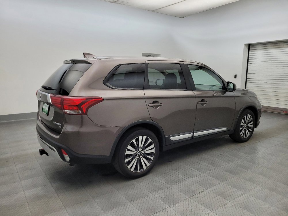 Used 2019 Mitsubishi Outlander LE FWD image 10