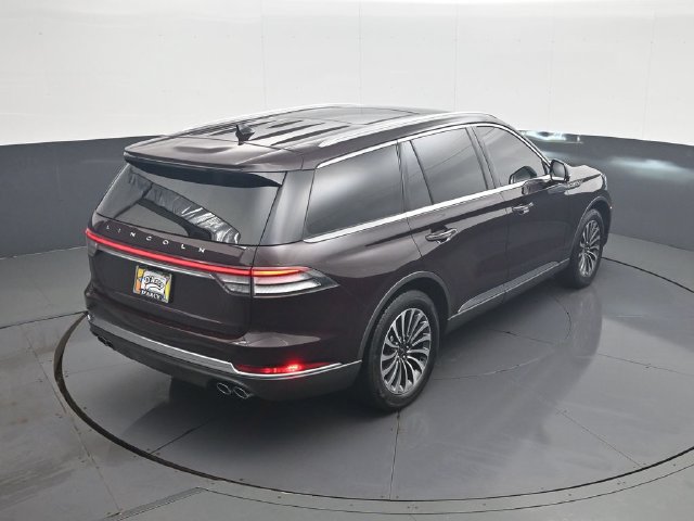 Used 2023 Lincoln Aviator AWD w/ Premium Package image 18