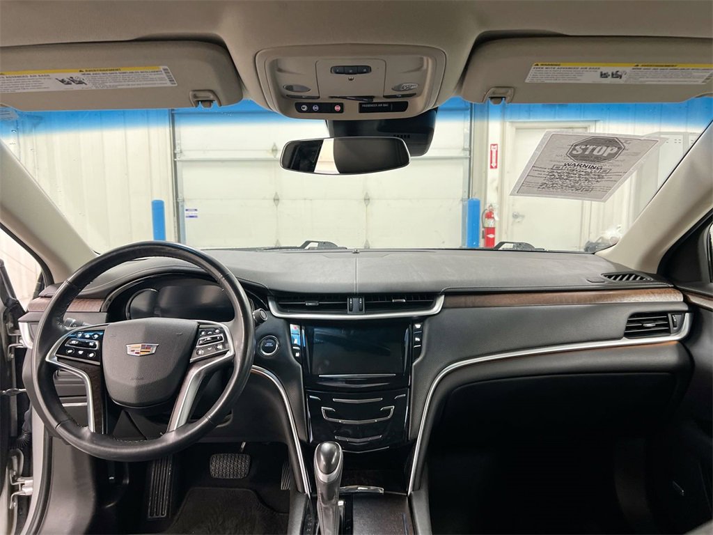 Used 2019 Cadillac XTS Premium Luxury image 10