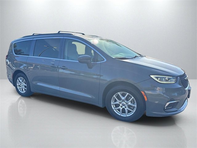 Certified 2022 Chrysler Pacifica Touring-L