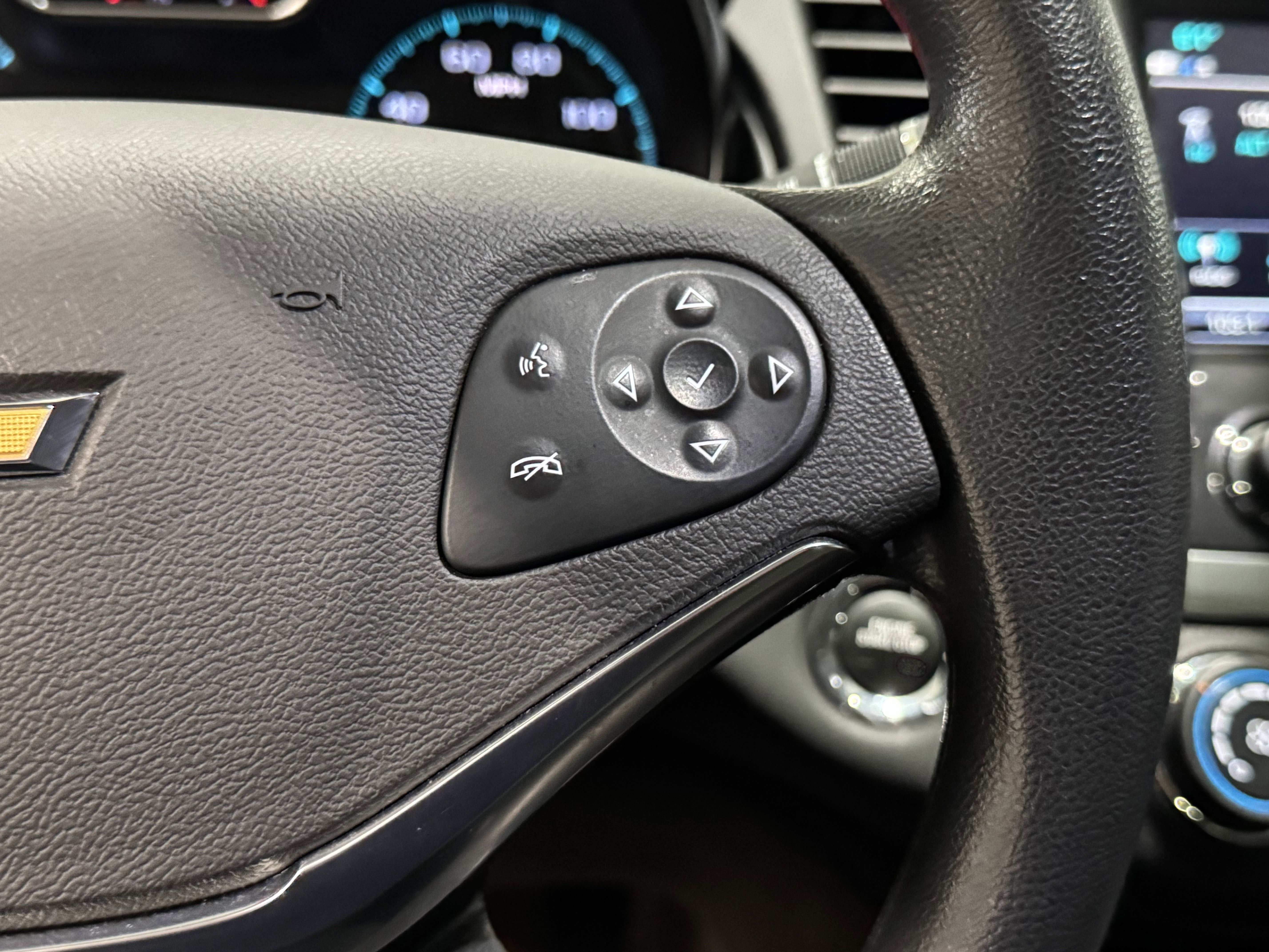 Used 2019 Chevrolet Impala LS image 28