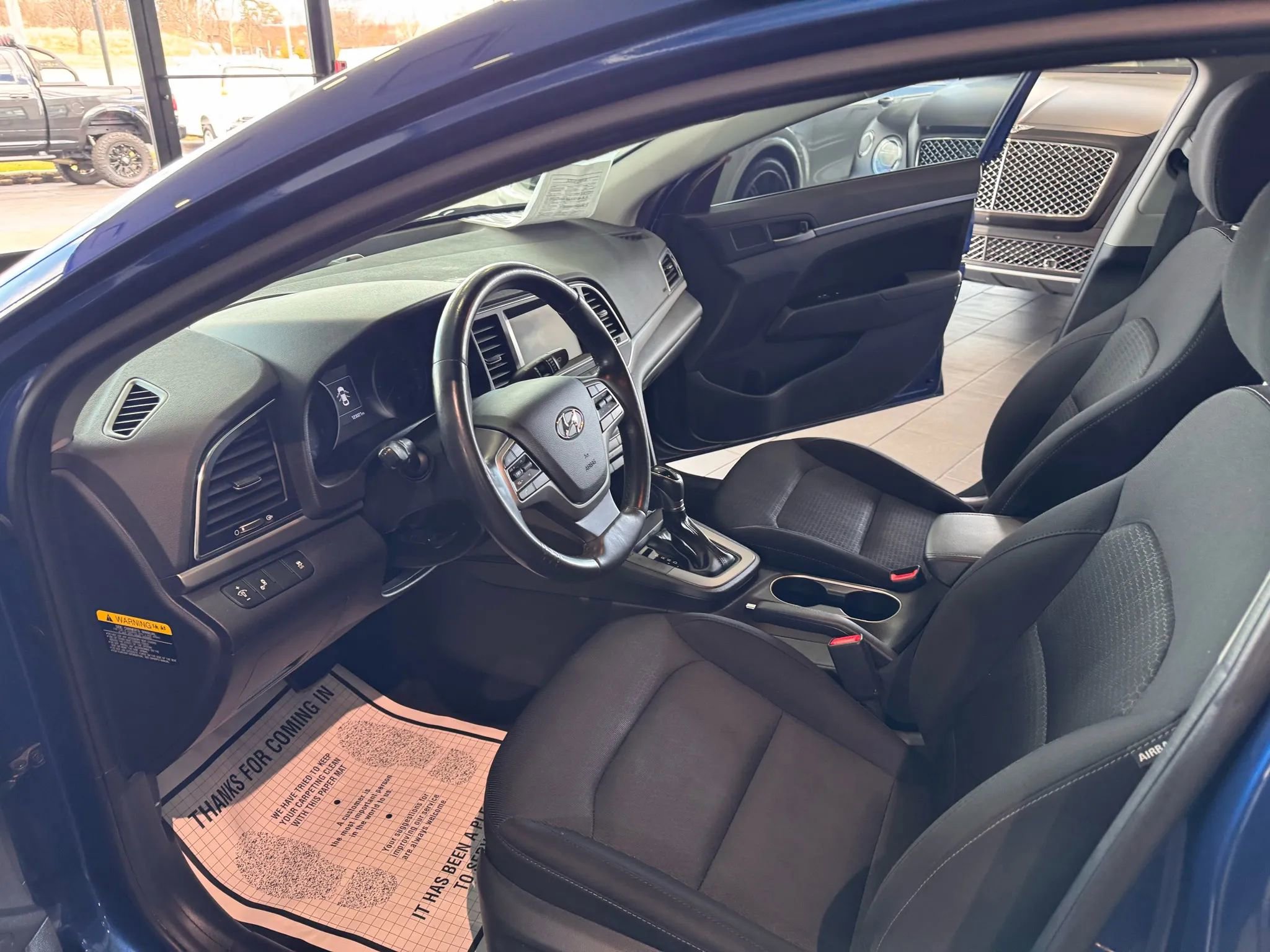 Used 2017 Hyundai Elantra Value Edition image 9