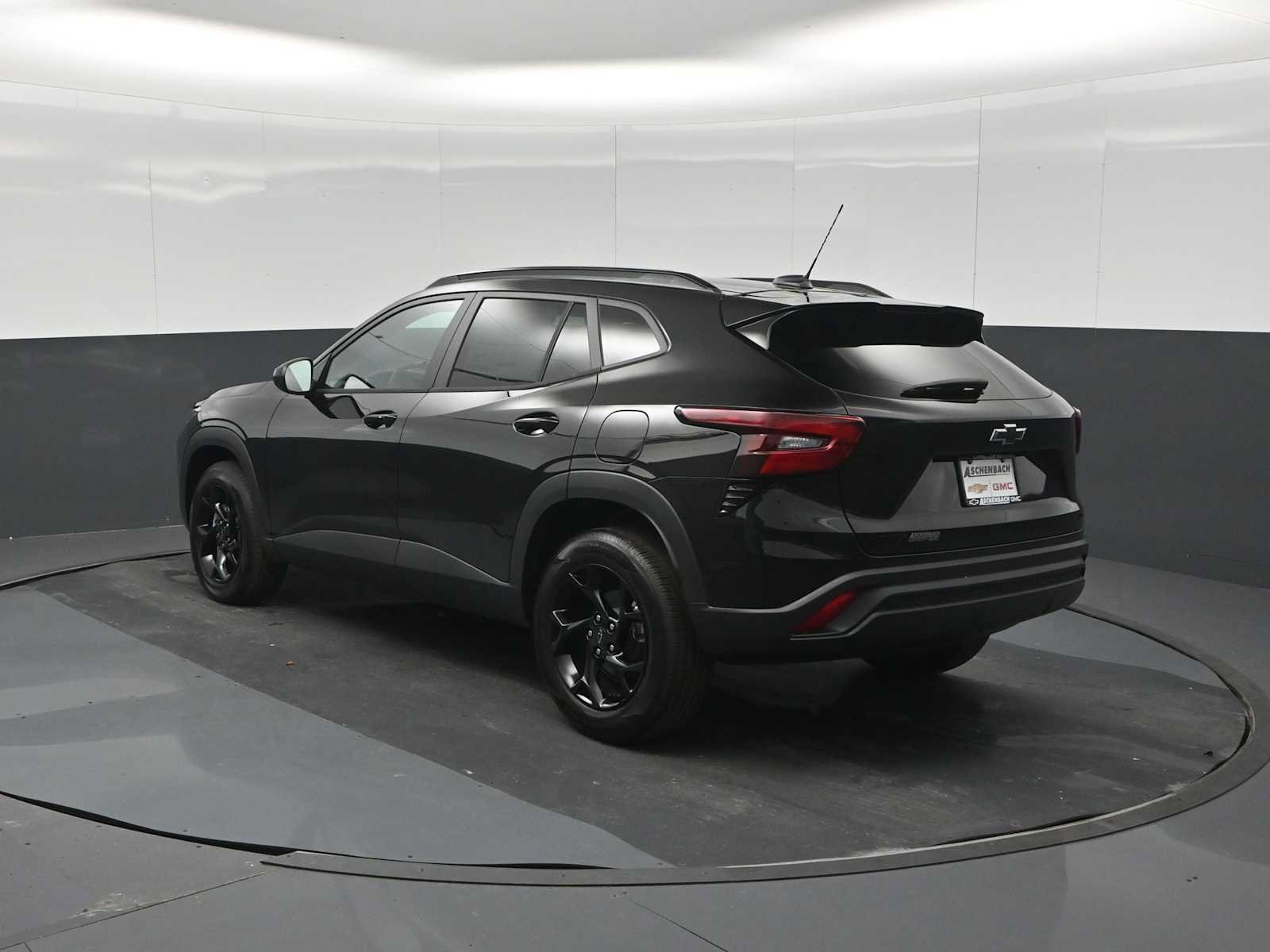 New 2026 Chevrolet Trax LT w/ Driver Confidence Package FWD image 6