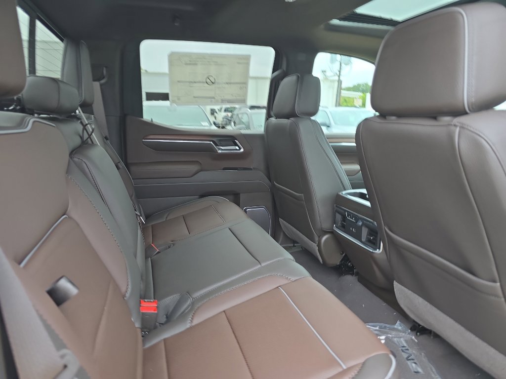 New 2026 GMC Sierra 1500 Denali w/ Denali Reserve Package image 16