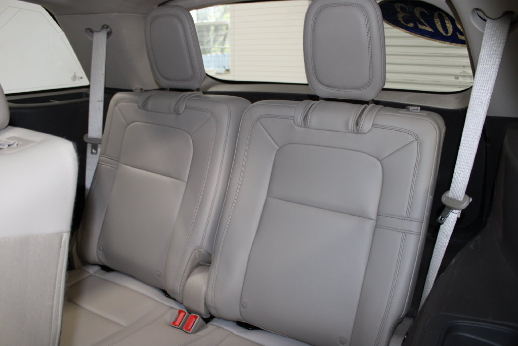 Used 2023 Lincoln Aviator Reserve w/ Equipment Group 201A AWD/4WD image 28