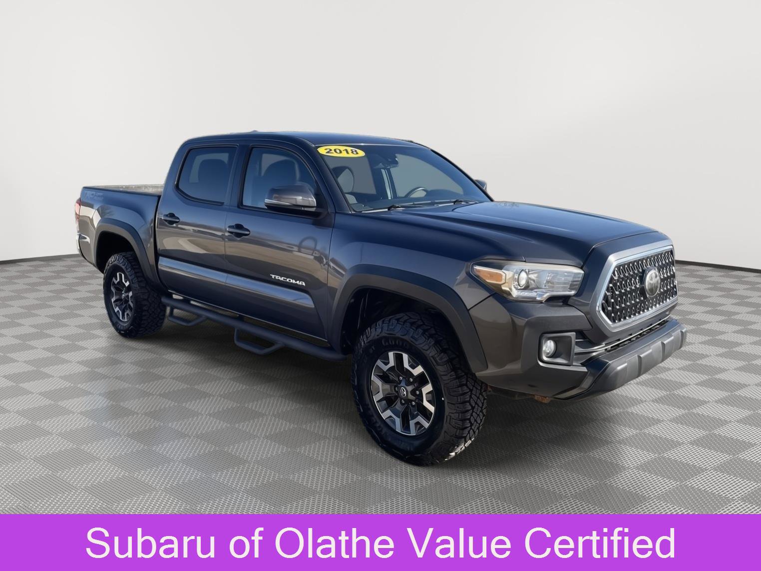 Used 2018 Toyota Tacoma TRD Off-Road RWD image 1