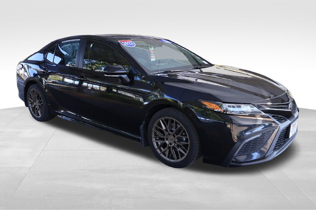 Used 2022 Toyota Camry SE FWD image 19
