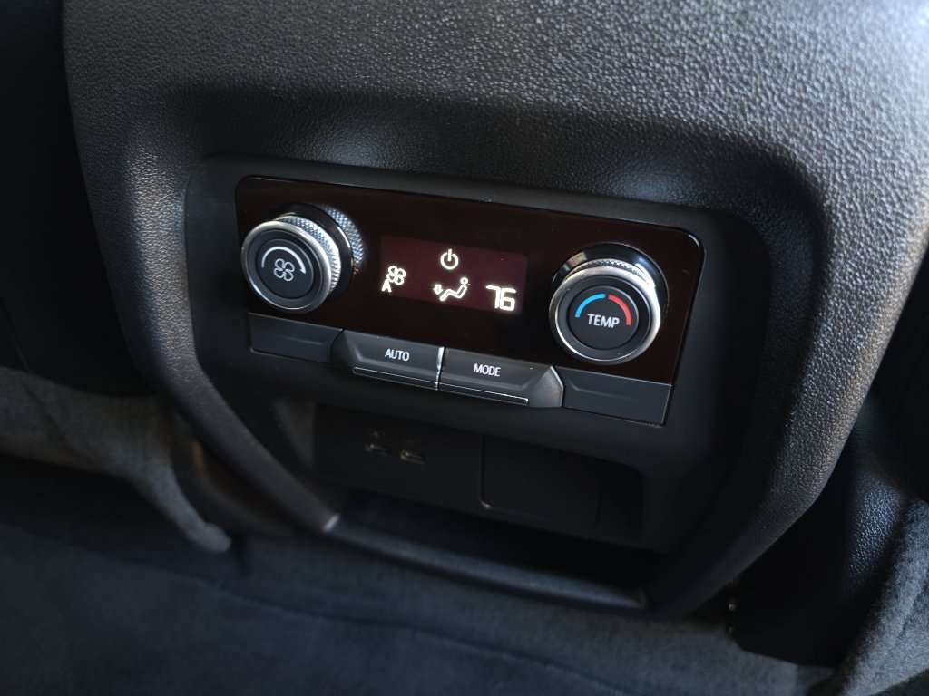 Used 2025 Buick Enclave Preferred image 28